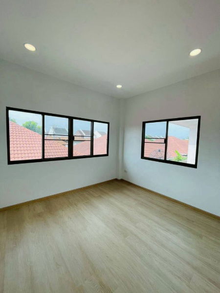 picture Two-storey detached house for sale, Piyawat Village 3 project, Bangsaen, Chonburi - 12/18