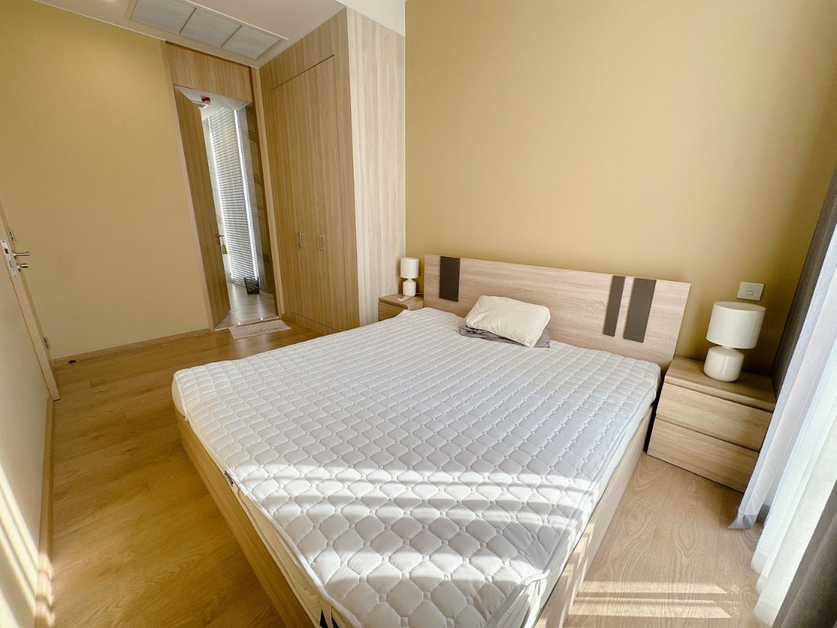 picture Noble Be 19: Luxury Condo in the Heart of the City, Experience Ultimate Comfort at Every Turn - 5/14