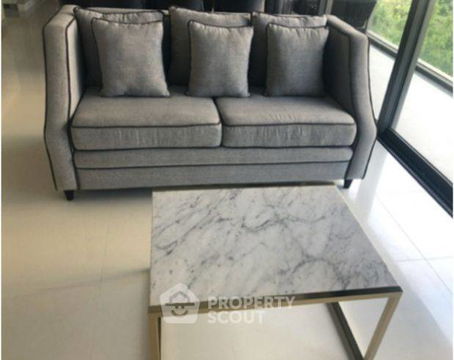 2-BR Condo at Vittorio Sukhumvit 39 near BTS Phrom Phong (ID 997980)