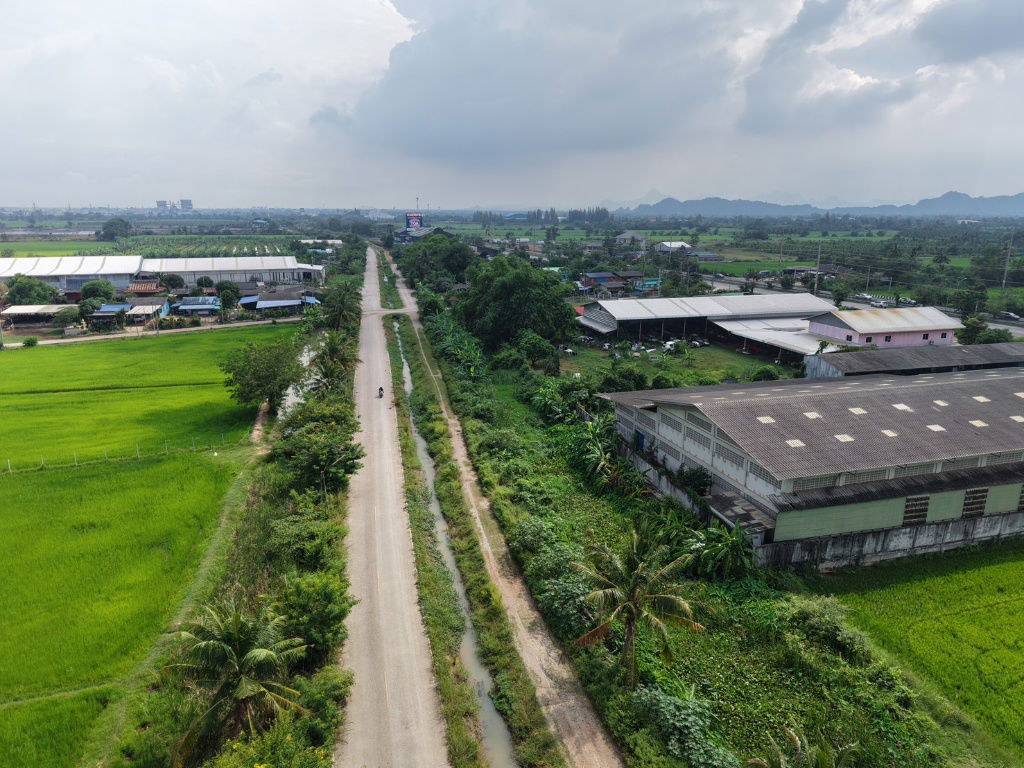 รูป เจ้าของขายเอง ที่ดินแปลงสวย 5 ไร่ 1 งาน 29 วา. ติดถนนใหญ่ 4 เลน (ถนนเพชรเกษม สายปากท่อ - ราชบุรี)เหมาะสำหรับสร้างโรงงาน โกดัง  อ.ปากท่อ ราชบุรี - รูปที่ 18/39