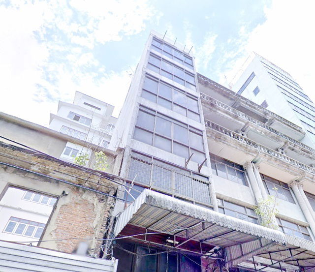 picture Royal Pier Cheapest in Songwad 8-storey commercial building ChaoPhraya River 172m. MRT SamYot MRT W - 1/8