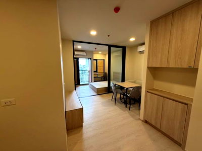 คอนโด ถนนพระราม 4 : CM04347 ขายด่วน ขายขาดทุน ขายดาวน์ คอนโด โฟล บาย แสนสิริ ถนนสมเด็จเจ้าพระยา 