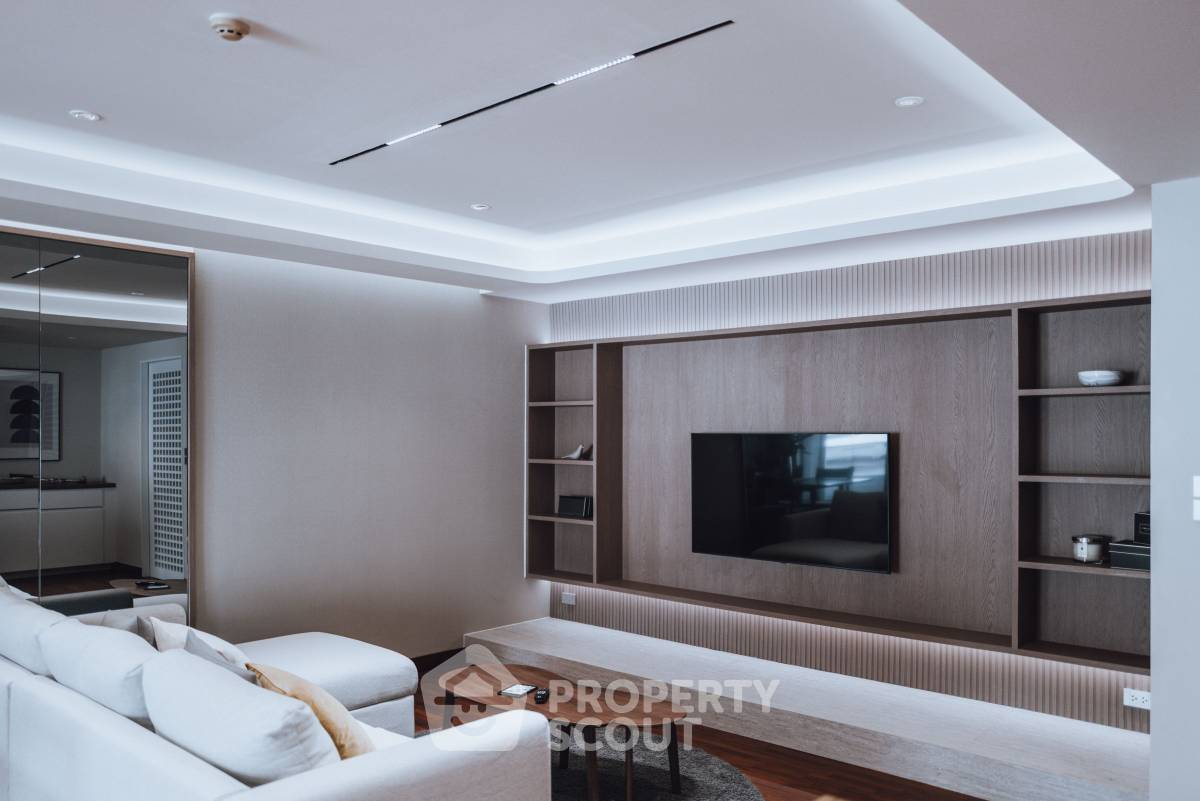 รูป คอนโด 3-ห้องนอน ที่ สุพรีม อิลิแกนซ์ คอนโดมิเนียม ใน ทุ่งมหาเมฆ (ID 1715107) - รูปที่ 4/38