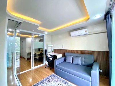 Condos for rent 700 Year Sports Arena Chiang Mai : 🔥 Room for RENT! at Rawee Varee Condominium  in Nimman area - near to 7-11, University, Supermarke, Cafe, Hospital and etc.