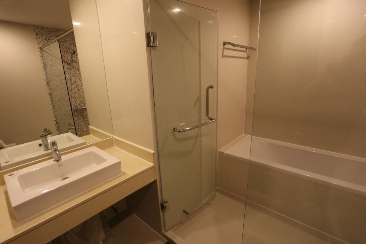 picture #R7320 🎉 031168 Condo for rent  The Rajdamri Serviced Residence - 9/10