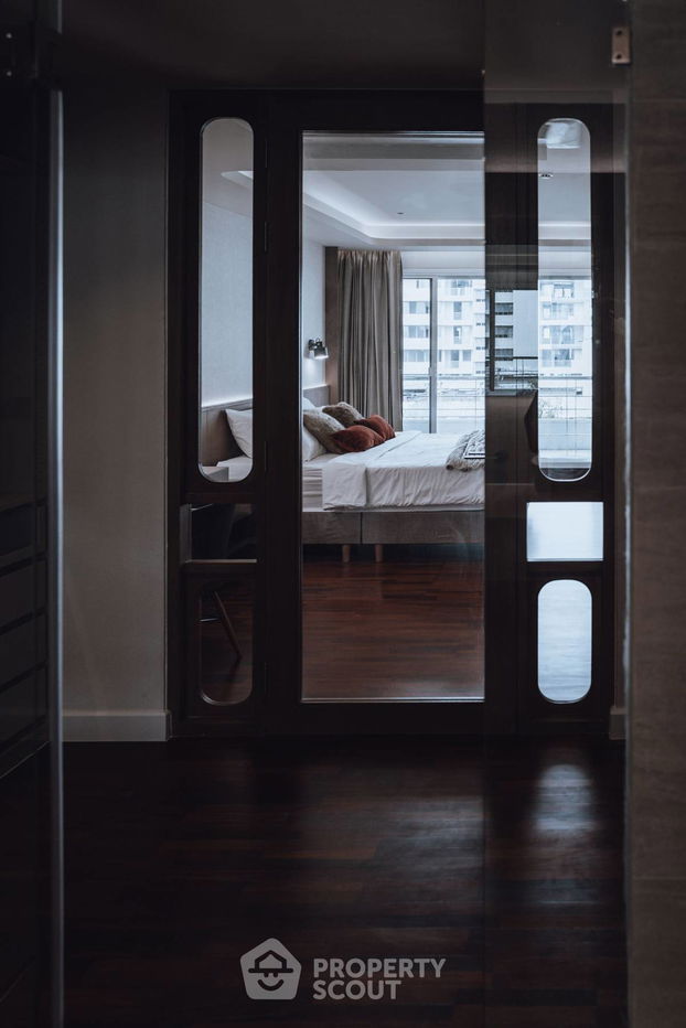 รูป คอนโด 3-ห้องนอน ที่ สุพรีม อิลิแกนซ์ คอนโดมิเนียม ใน ทุ่งมหาเมฆ (ID 1715107) - รูปที่ 21/38