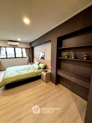 เช่าคอนโด BTS ทองหล่อ : คอนโด 3-ห้องนอน ที่ ทองหล่อ ทาวเวอร์ คอนโดมิเนียม ใกล้ BTS ทองหล่อ (ID 2391675)