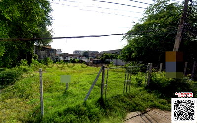 ขายที่ดิน : ขาย ที่ดินเปล่า ต้นซอยอ่อนนุช 40 ถนนสุขุมวิท 77 เนื้อที่ 216 ตร.ว. เหมาะทำโกดัง ออฟฟิศ ร้านอาหาร คาเฟ่ สตูดิโอ