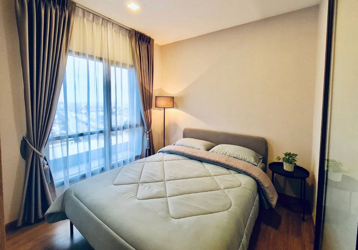 picture Airport link Ramkhamhaeng 900 m Price  18,000 Baht Condo Metris Rama 9-Ramkhamheang ( Rental ) - 4/24