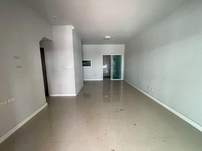 3-bed townhouse for sale, 111 sqm, 19.4 sq wah, City Sense Phetkasem 69