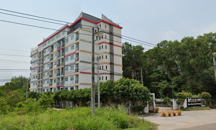 อาร์ต ออน เดอะบีช