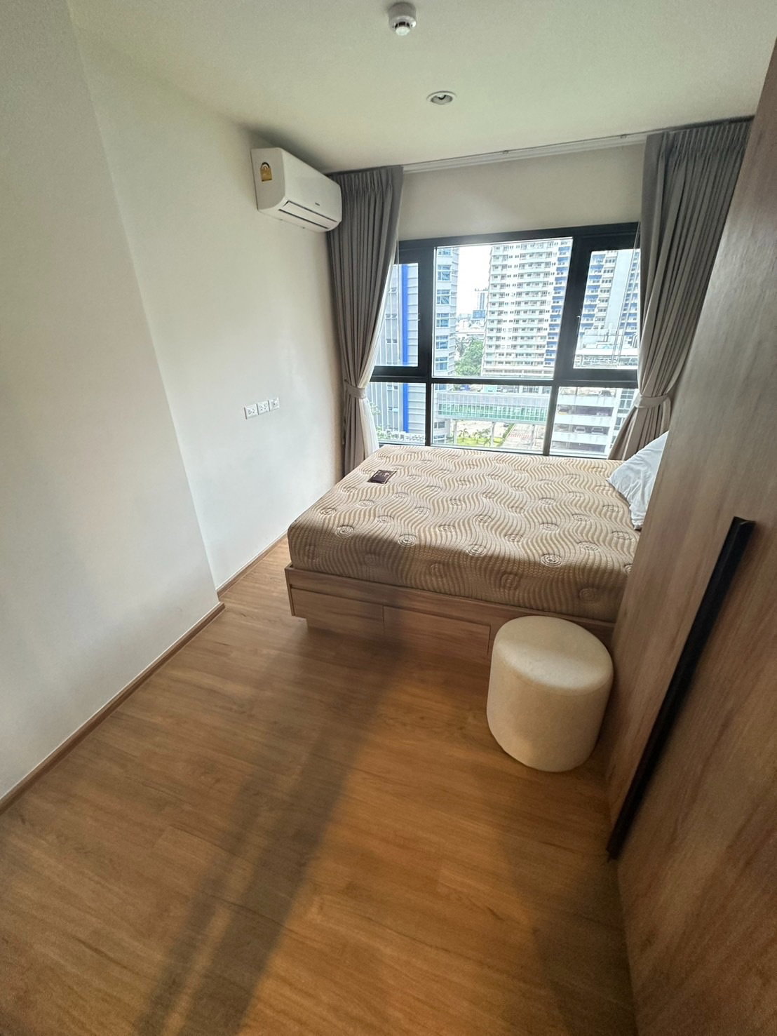 ให้เช่า The Line Vibe 1 ห้องนอน 37 ตรม. ชั้น 10 เหมือนใหม่ พร้อมอยู่