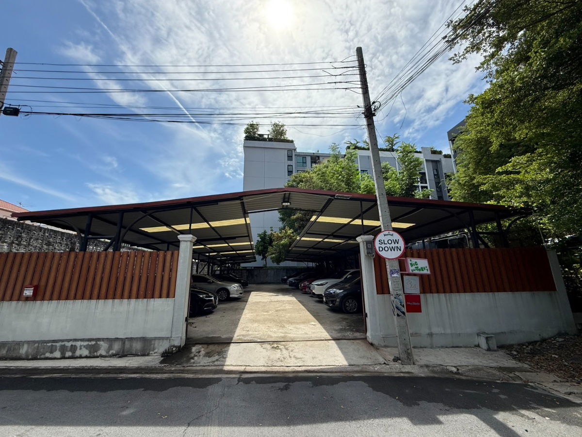picture Vacant land for rent, 98 sq m, Lat Phrao 15, filled in, with a safety fence. - 7/7