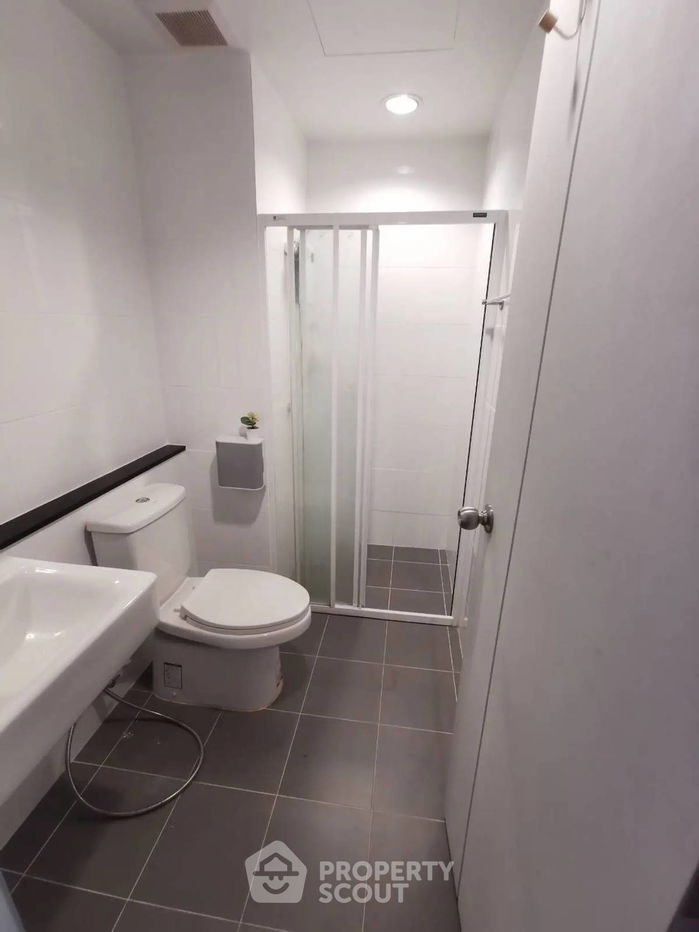 picture 1-BR Condo at Unio Sukhumvit 72 near BTS Bearing (ID 2390319) - 4/14