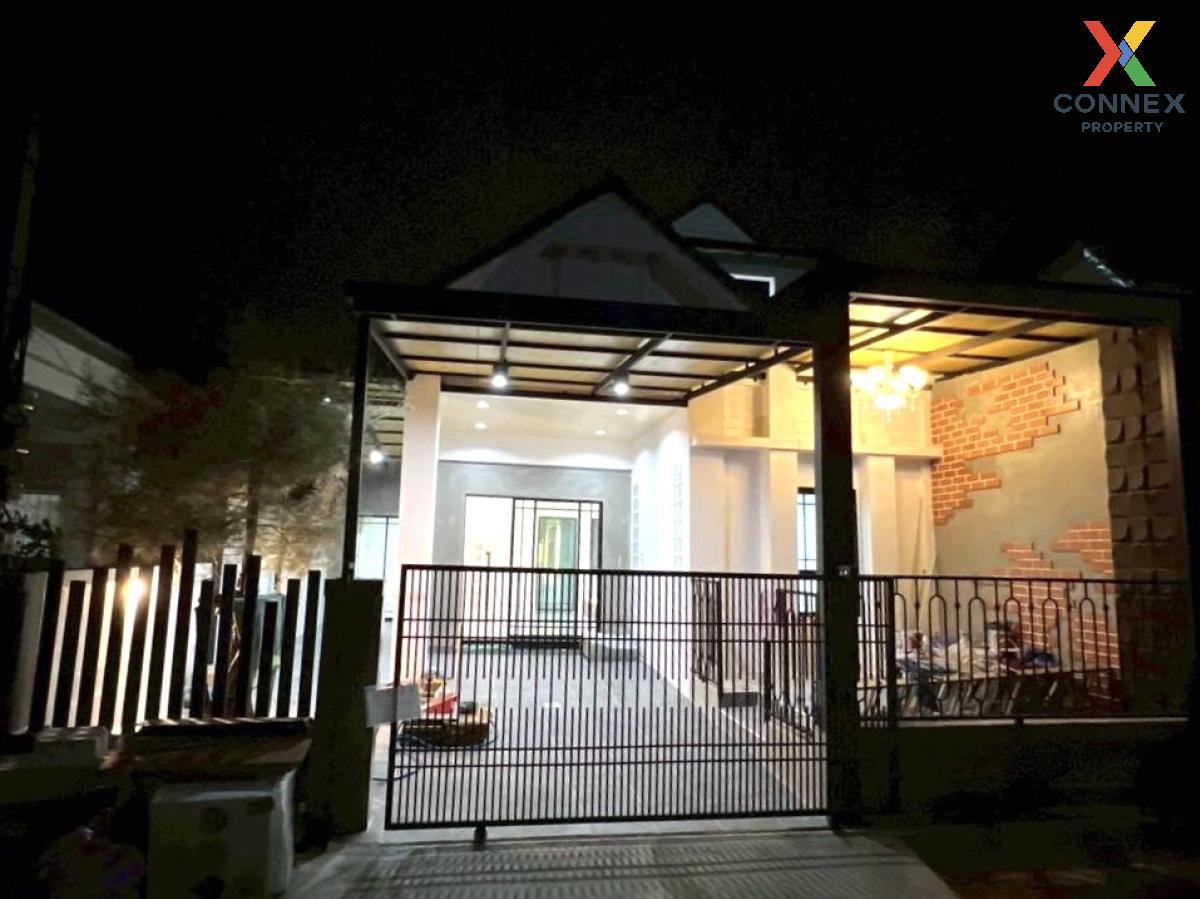 รูป ขายทาวน์เฮ้าส์/ทาวน์โฮม  บ้านวรารักษ์ รังสิต-คลองสาม ห้องมุม รีโนเวทใหม่ คลองสาม คลองหลวง ปทุมธานี CX-135906 ✅ ทักไลน์ @connexproperty ตอบทันที ทีมงานมืออาชีพ ✅  - รูปที่ 1/11