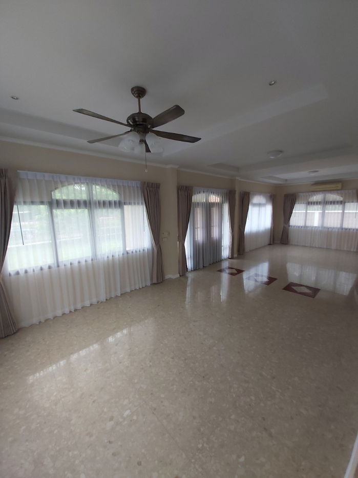 picture Supalai               Suvarnabhumi - 17/20