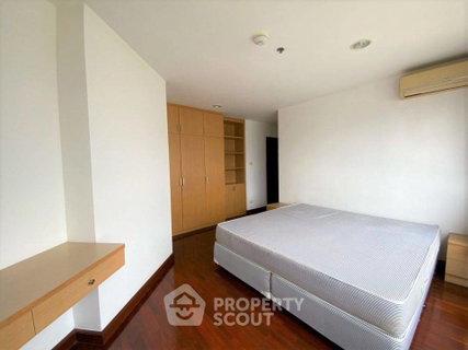 รูปภาพ คอนโด 3-ห้องนอน ที่ ริเวอร์ เฮเว่น เจริญกรุง คอนโดมิเนียม ใน บางคอแหลม (ID 390104)