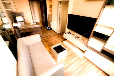 Condos for rent Siam University : Urgent Rent! Beautiful Room Special Price! Teal Sathorn-Taksin - 1 Bed, 1 Bath - 35 Sq.M.