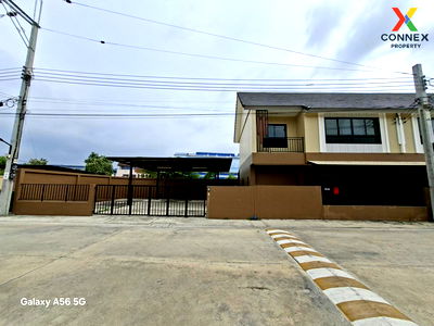 Houses for rent : For Rent House , Nonthara 6 Phra Ngoen , corner unit , wide frontage , Bang Muang , Bang Yai , Nonthaburi , CX-135756 ✅ Live chat with us ADD LINE @connexproperty ✅ 