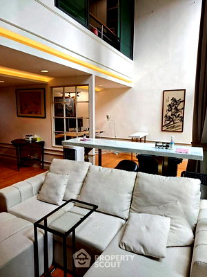 Condos for sale Khlong Toei : 3-BR Condo at The Lumpini 24 near BTS Phrom Phong (ID 2258134)