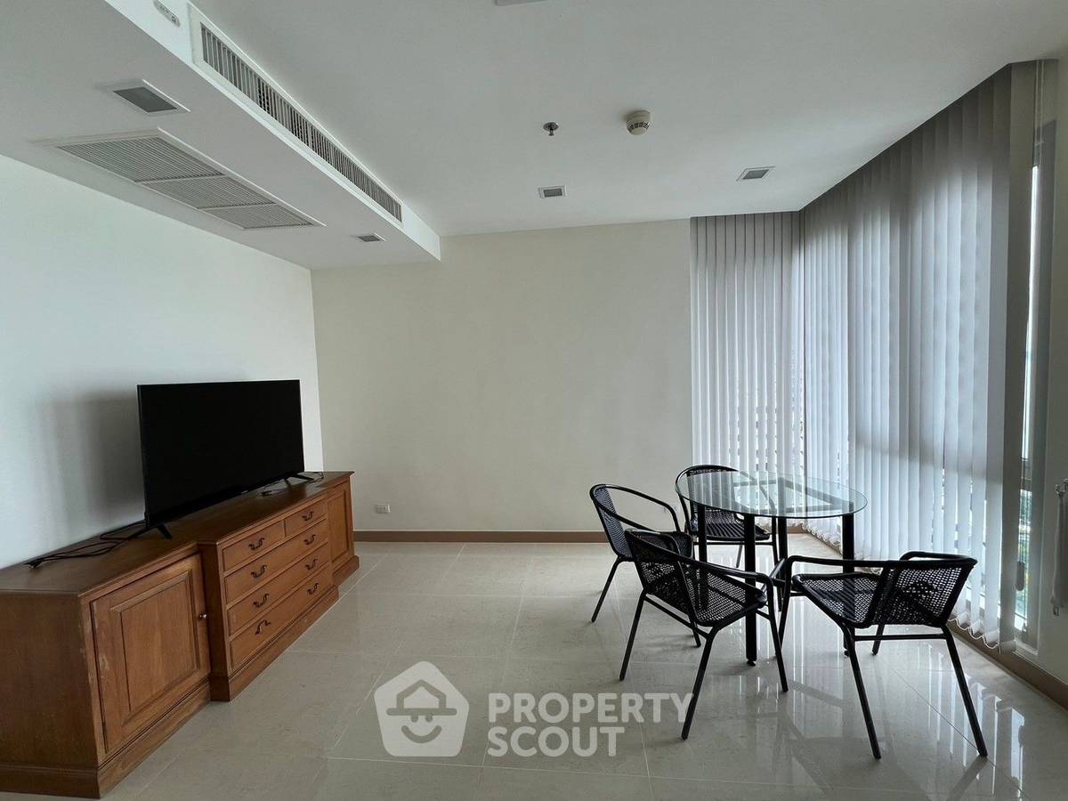 picture 4-BR Condo at The Palm - Wongamart Beach close to Sanctuary of Truth (ID 1913498) - 4/9
