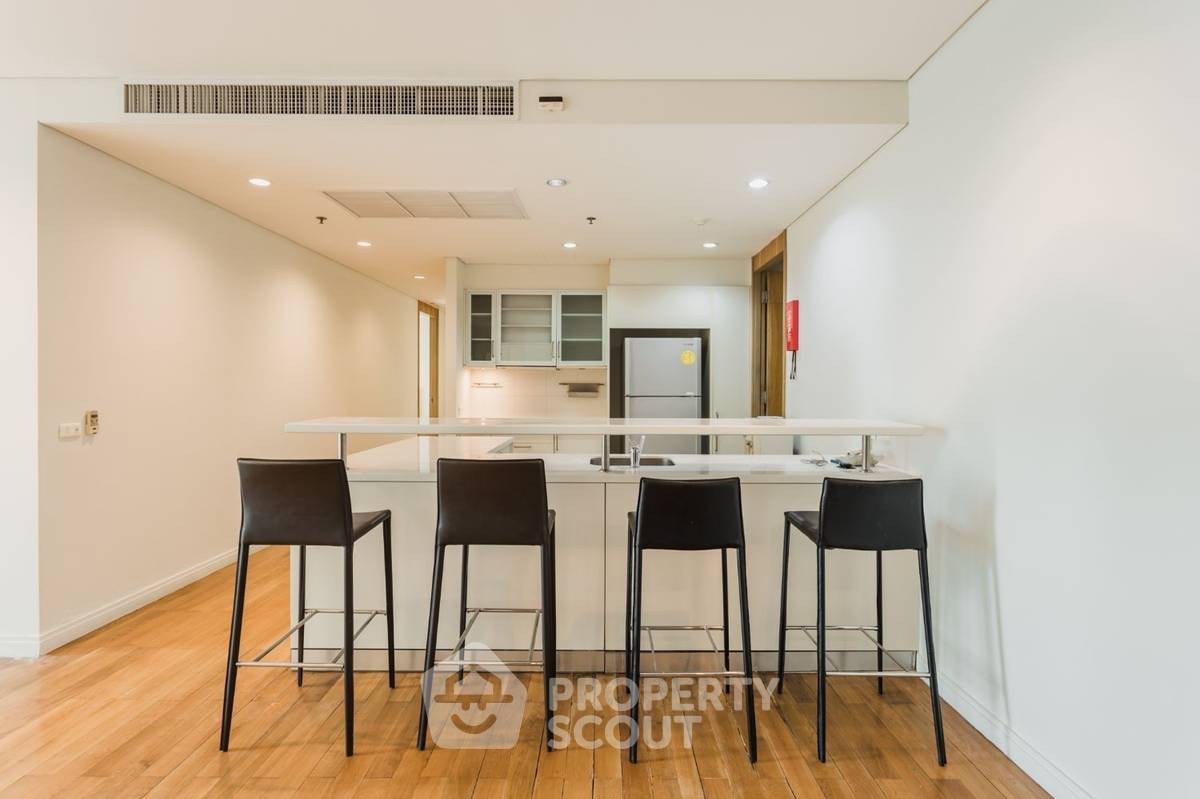 รูป คอนโด 4-ห้องนอน ที่ เดอะ รอยัล ศาลาแดง คอนโดมิเนียม ใกล้ MRT สีลม (ID 1501227) - รูปที่ 2/16