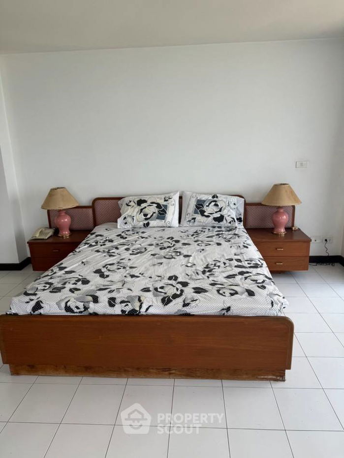 picture 2-BR Condo at Rama Harbour View Condominium close to Laem Chabang (ID 1536086) - 2/9