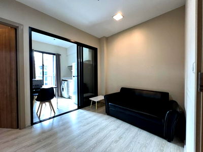 คอนโดให้เช่า : ด่วน ให้เช่า คอนโด เลต มิสท์ พระราม 9 ใกล้ MRT พระราม 9 เฟอร์นิเจอร์ครบ 