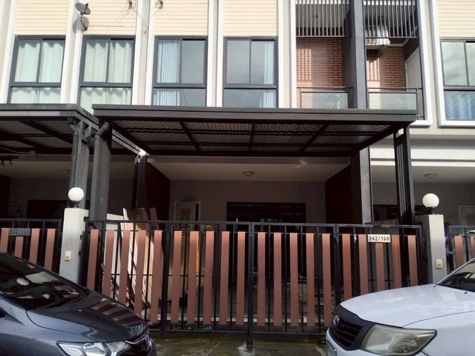 3-bed townhouse for sale, 100.8 sqm, 20 sq wah, Sucharee Ville 7 Laksi Donmueang