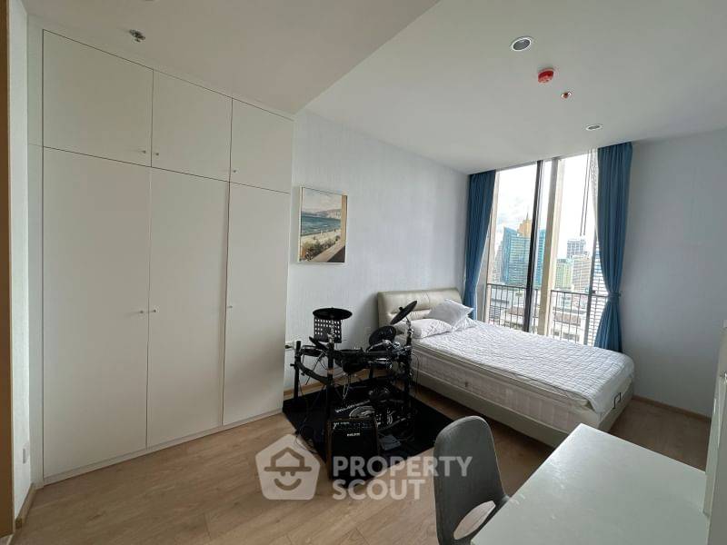 picture 3-BR Condo at Noble Be Sukhumvit 19 near BTS Nana (ID 1885081) - 8/13