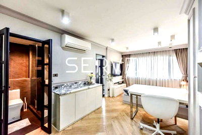 Condos for sale : Condo For Sale Condo One Sathorn Good Location MRT คลองเตย-Condo One Sathorn