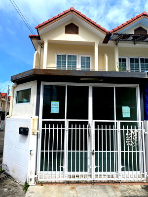 ขายทาวน์โฮม : ขายด่วน ทาวส์เฮาส์ หลังริม เจ้าของขายเอง