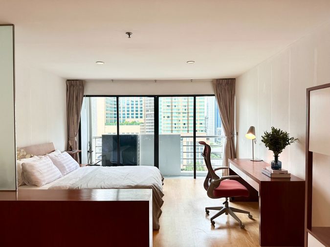 Studio condo for rent, 53 sqm, The Grand Regent