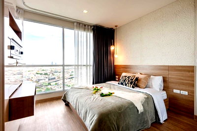 Condos for rent : For rent Rhythm Sathorn 3bedroom nice decorated ( SPSEVE1395 )