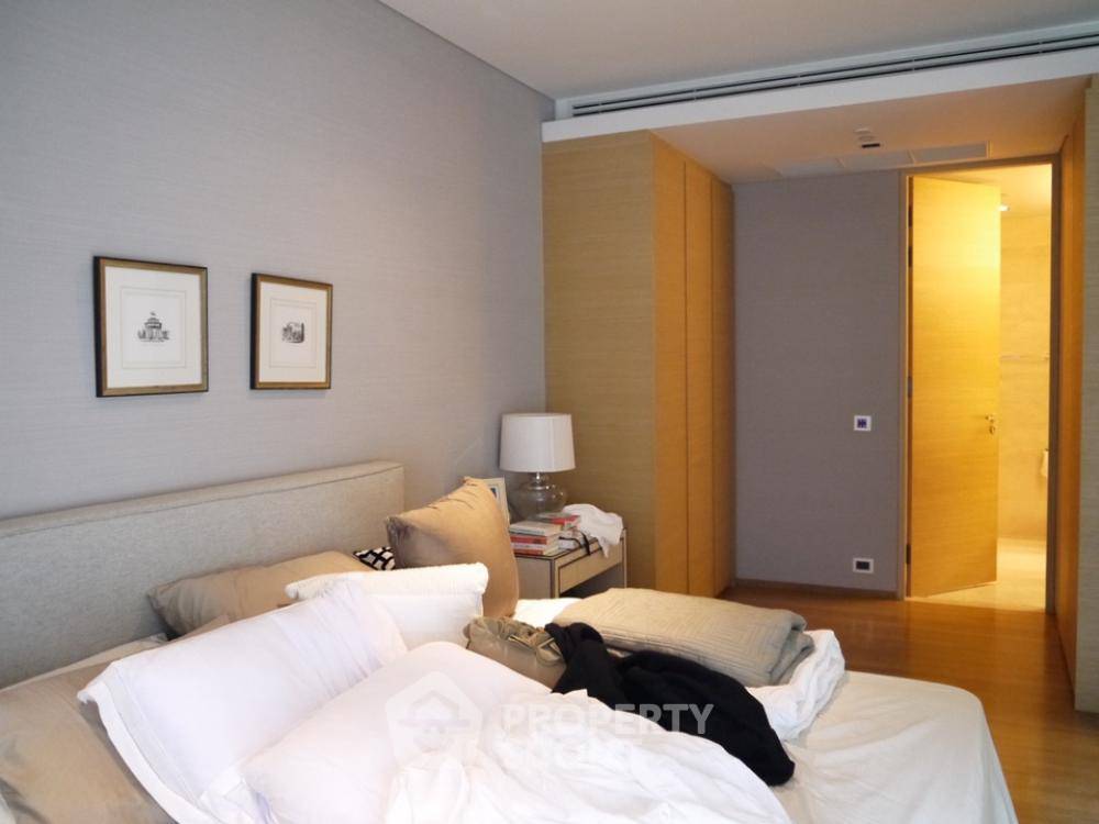 picture 1-BR Condo at Saladaeng Residences near MRT Si Lom (ID 405214) - 1/3