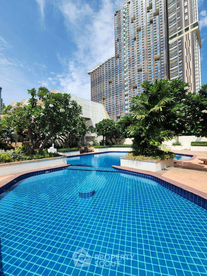 picture 3-BR Condo at Jomtien Beach Penthouses Condominium close to Jomtien Beach (ID 1513877) - 2/11