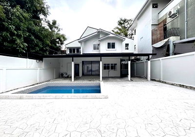 เช่าบ้านเดี่ยว MRT รัชดาภิเษก : 🏡 ให้เช่าบ้านเดี่ยวหรู Rare Item ทำเลทองใจกลางเมือง ใกล้ MRT สุทธิสาร เพียง 1.5 กิโลเมตร