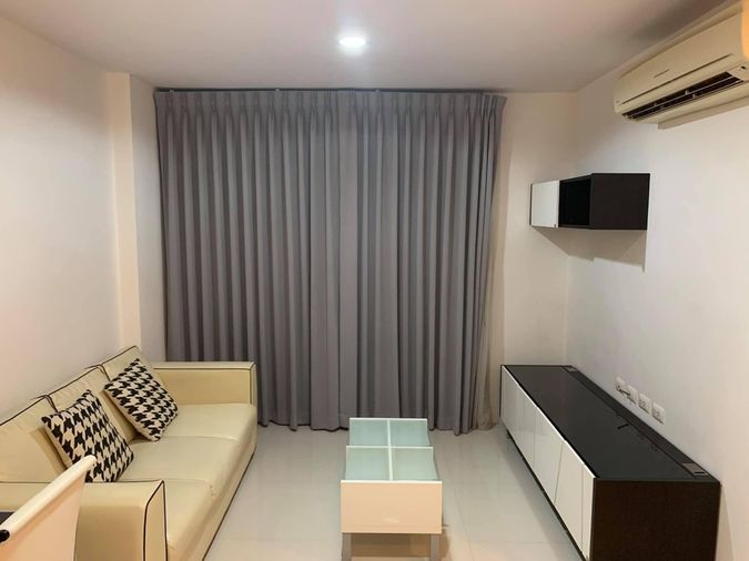 ให้เช่า Silk sanampao ห้อง 1 ห้องนอนเฟอร์นิเจอร์ครบ ระยะเดินไป BTS สนามเป้าถึง สะดวกมาก สนใจ @best_condo