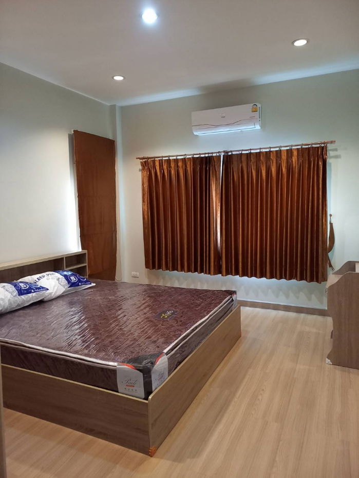 picture House for rent near Tonkla School, Chiang Mai. - 12/18