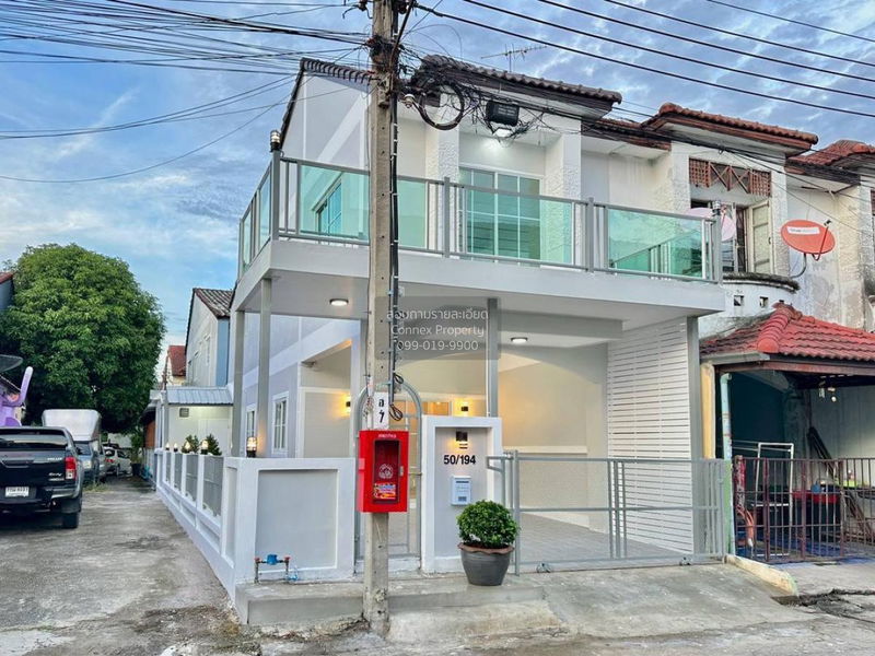 ขายทาวน์โฮม : ขายทาวน์เฮ้าส์/ทาวน์โฮม  นันทิชา 3/8 หน้ากว้าง ไทรน้อย ไทรน้อย นนทบุรี CX-124460 ✅ ทักไลน์ @connexproperty ตอบทันที ทีมงานมืออาชีพ ✅