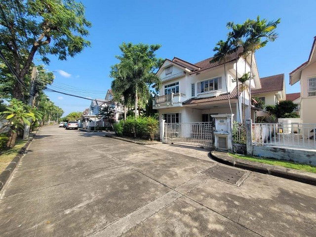 picture FOR SALE  HOUSE PROPERTY  5200000 BAHT. - 6/8