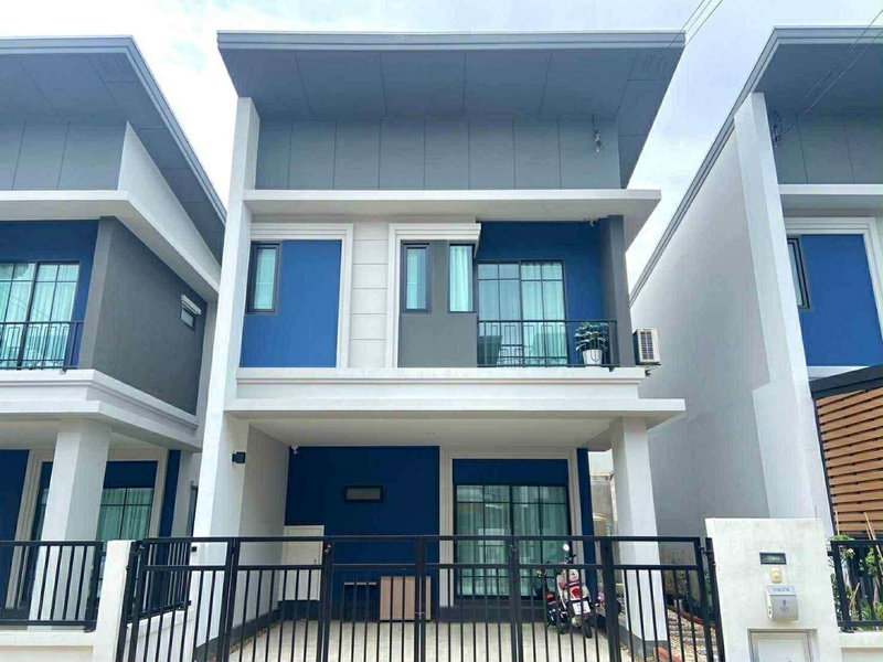 ขายทาวน์โฮม : 🏡✨ ขายทาวน์โฮมอิสระ สไตล์บ้านเดี่ยว ✨ โครงการ บ้านฟ้ากรีนเนอรี่ ธีโอ ปิ่นเกล้า–เพชรเกษม