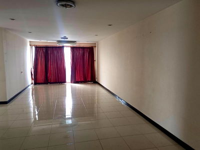 Condos for sale :  2-bedroom condo for sale in NS Tower Bangna Condominium, 2 minute walk from Central Bangna Department Store