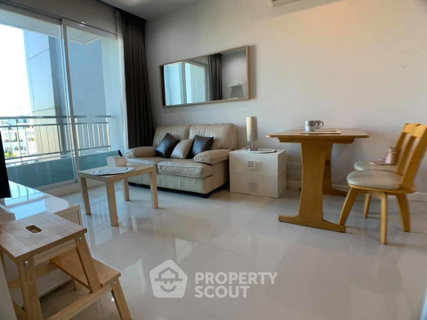 รูปภาพ 32nd-Floor 1-BR At Circle Condominium Near MRT Phetchaburi (ID 390892)