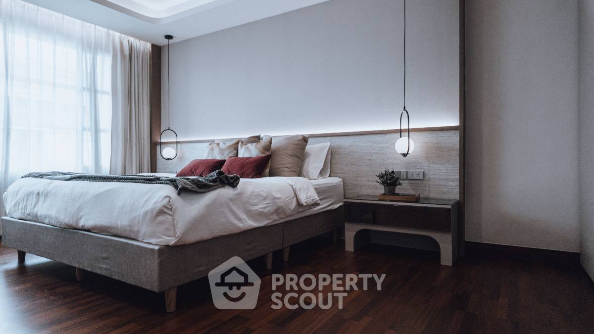 รูป คอนโด 3-ห้องนอน ที่ สุพรีม อิลิแกนซ์ คอนโดมิเนียม ใน ทุ่งมหาเมฆ (ID 1715107) - รูปที่ 10/38