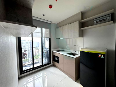 Condos for sale : 📌 For Sell Condo LIFE SATHORN SIERRA Building 1, Floor 29,1 bed room, Room size 32 sqm