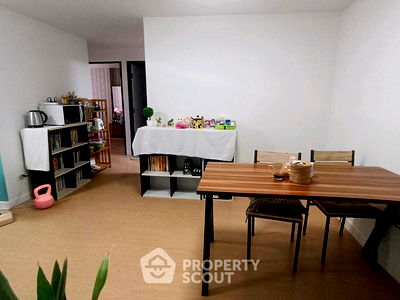 คอนโด BTS พร้อมพงษ์ : คอนโด 2-ห้องนอน ที่ วิวิด ทาวเวอร์ คอนโดมิเนียม ใกล้ ARL หัวหมาก (ID 2385690)