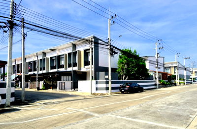 ทาวน์โฮม เมืองปทุมธานี ปทุมธานี : 🏡 ขายทาวน์เฮ้าส์หลังมุม สวยสุดในหมู่บ้าน – บ้านตกแต่งจัดเต็ม