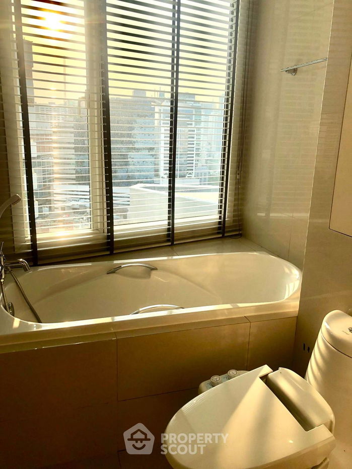 picture 2-BR Condo at 39 By Sansiri near BTS Phrom Phong (ID 2318034) - 12/12