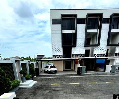 เช่าโฮมออฟฟิศ วิทยาลัยพยาบาลบรมราชชนนีนพรัตน์วชิระ : ให้เช่าโฮมออฟฟิศ The Harmoney รามอินทรา 62 ใกล้รพ.สินแพทย์ ใกล้รถไฟฟ้าสีชมพู 900 ม. 